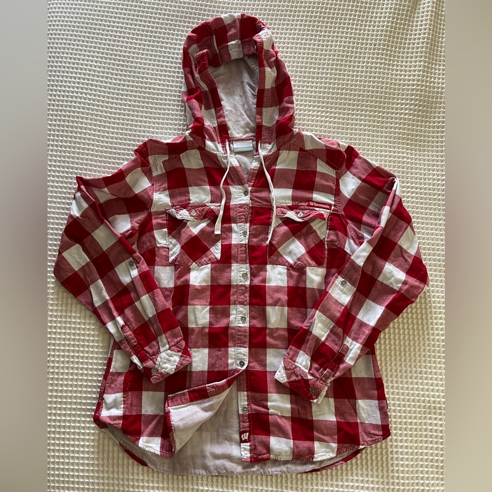 Columbia Wisconsin Badgers Checkered Button Down with Hood - large